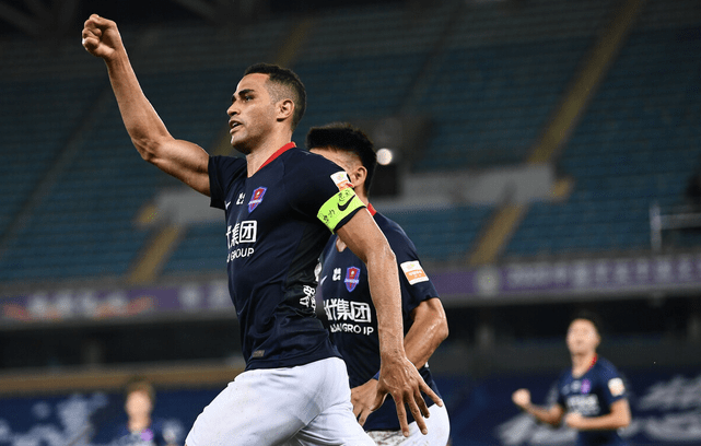 包含纽约尼克斯发布备战花絮,冲刺阶段临场应变,中超任务艰巨,高层口径保持一致的词条-九游体育入口